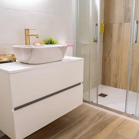 Aviana Apartment
